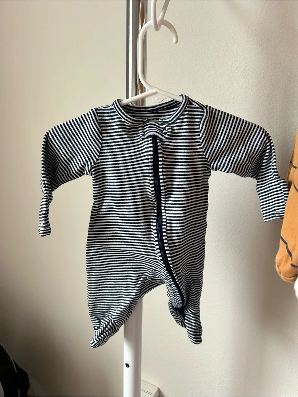13 Newborn Baby Neutral Knit Footed Onesies Sleeper Pack
